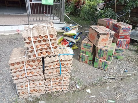 PEMBAGIAN SEMBAKO UNTUK WARGA