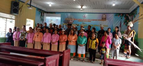 IBADAH BERSAMA SUKU PUNAN DAN MERAP