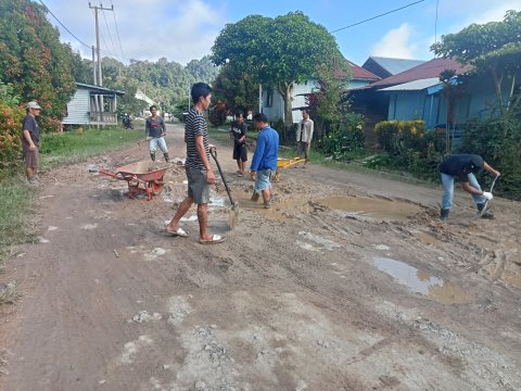 GOTONG ROYONG