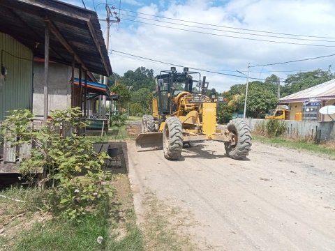 PENIMBUNAN JALAN LINGKUNGAN DESA